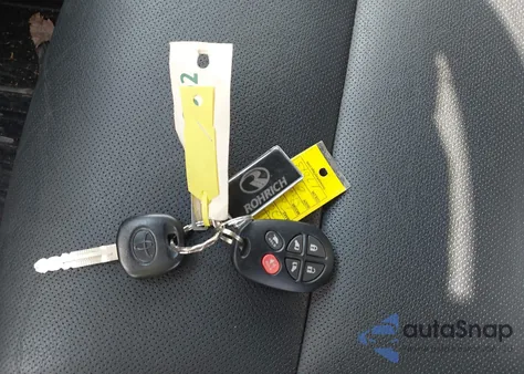 2018 Toyota Sienna Se 8 Passenger from USA, damaged, VIN 5TDXZ3DC3JS914963